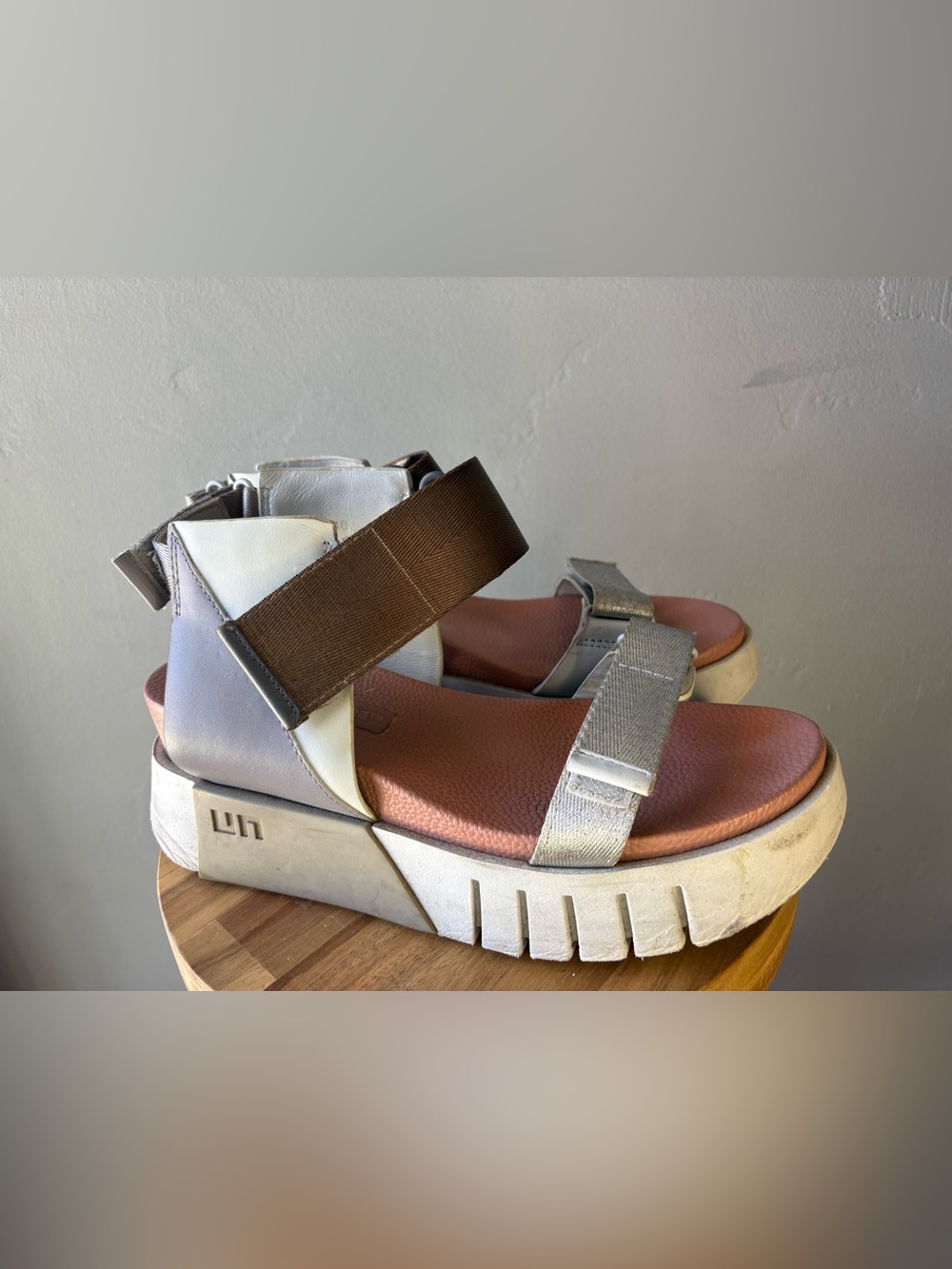 United Nude Delta Run ~ Size 40 - Picture 5 of 8